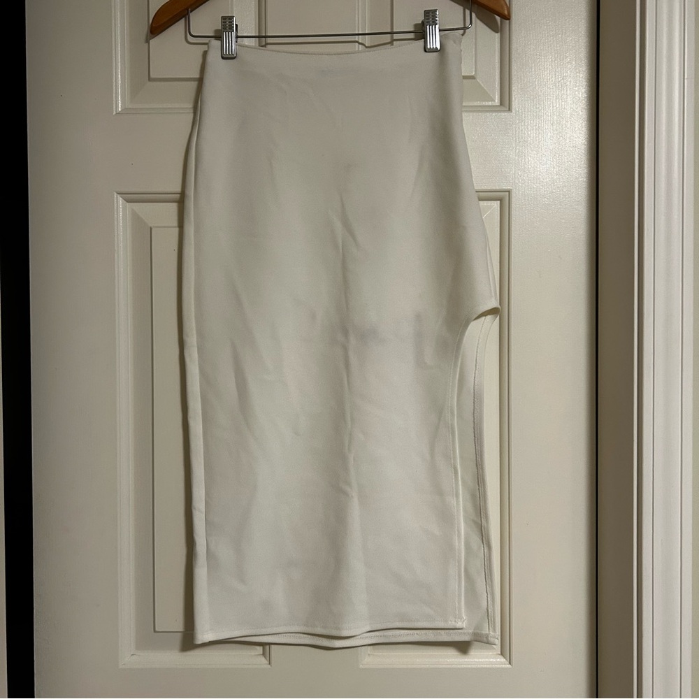 Abercrombie & Fitch White Midi Skirt